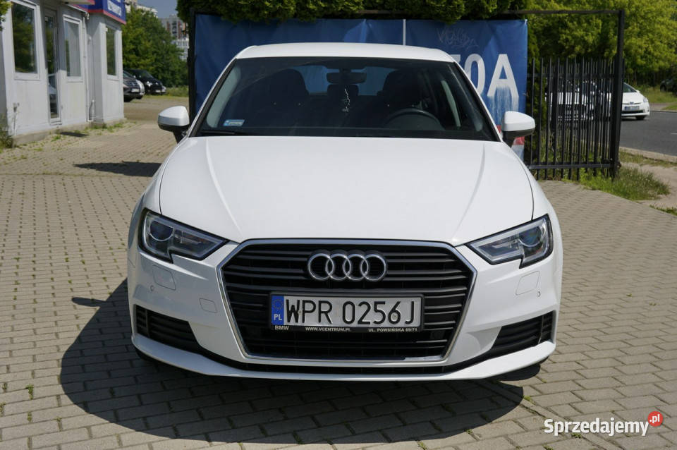 Audi A3 salon Polska bezwypadkowy 15 150 automat światła do jazdy dziennej A3