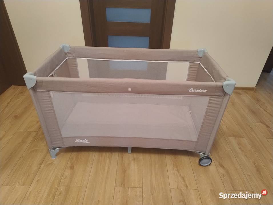 Łóżeczko turystyczne marki caretero