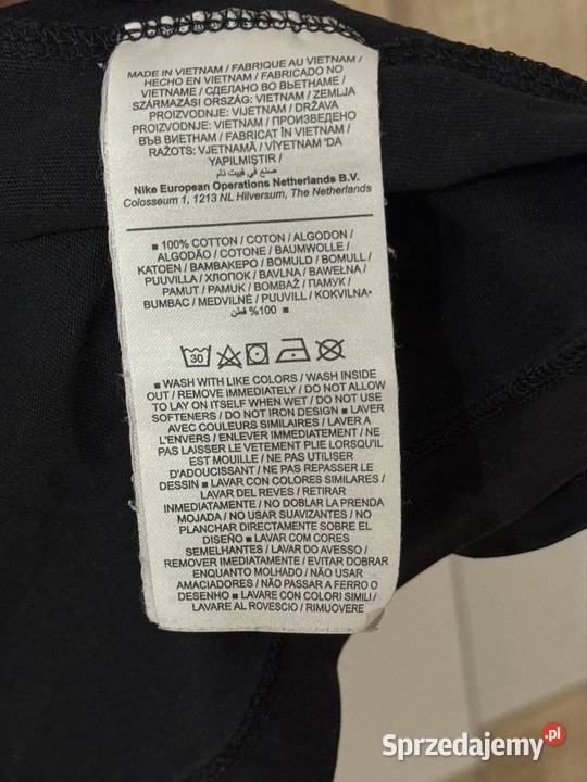 Koszulka Nike M central swoosh tshirt czarna Skarżysko-Kamienna