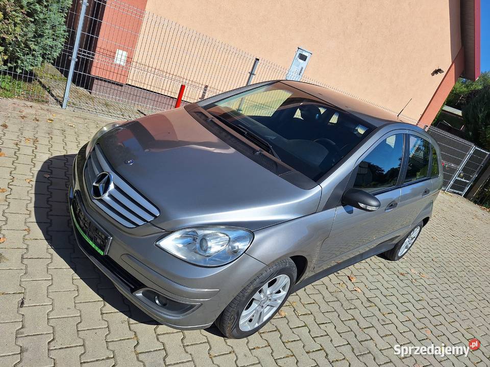 SPROWADZONYSERWISOWANYKLIMATYZACJAŁAŃCUCH klimatyzacja Zamość