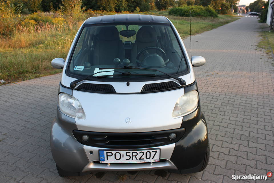 Smart ForTwo mały ekonomiczny samochód do miasta Poznań