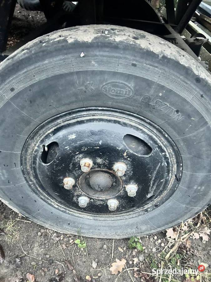 Sprzedam opony Stomil z felgami 825R20 4 sztuki