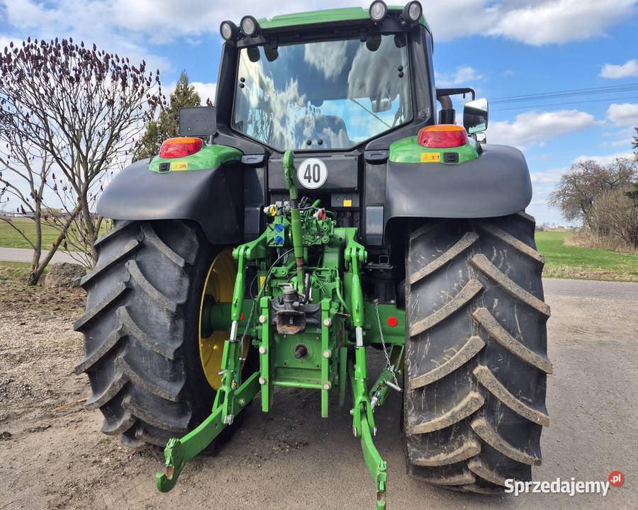 John Deere 6155M nie pracował w rolnictwie Dziwie