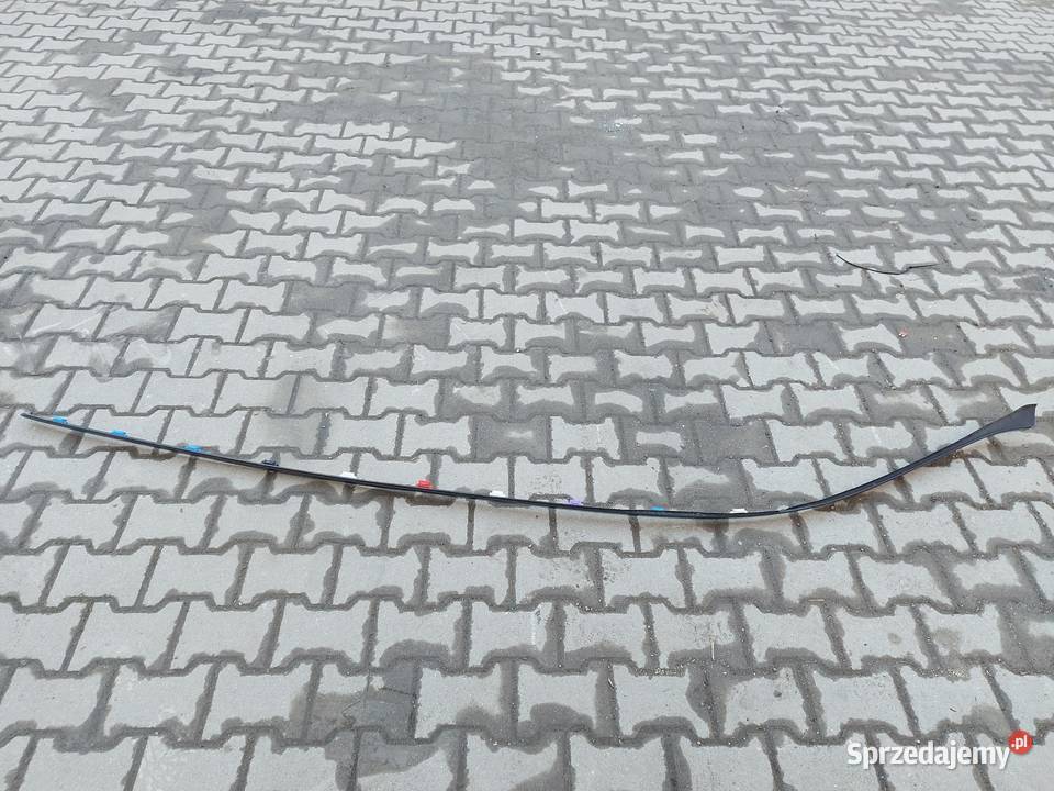 Mercedes EQC 400 W293 LISTWA DACHOWA PRAWA