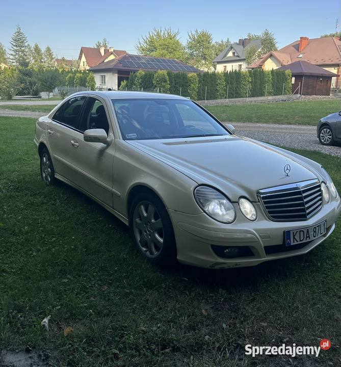 Mercedes W211 e klasa 22 diesel 2009r Automat Pilzno