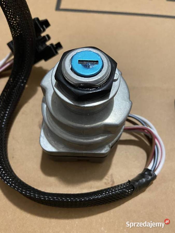 Stacyjka 87561528 NOWA Holland Case Steyr Maxxum