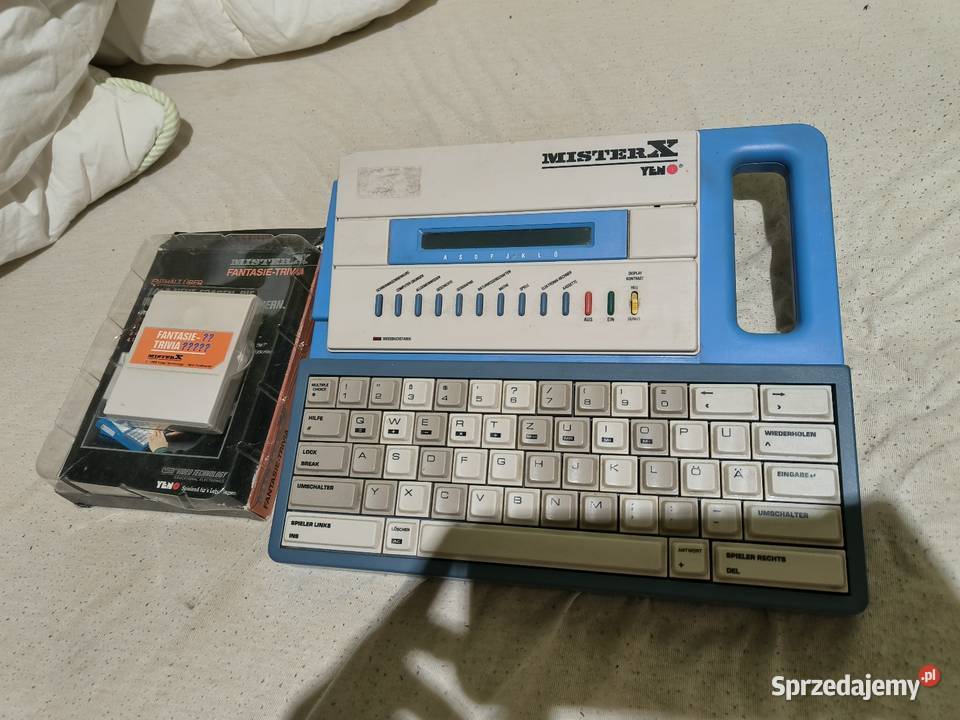 Sprzedam komputerek z dyskietką retro lata 90