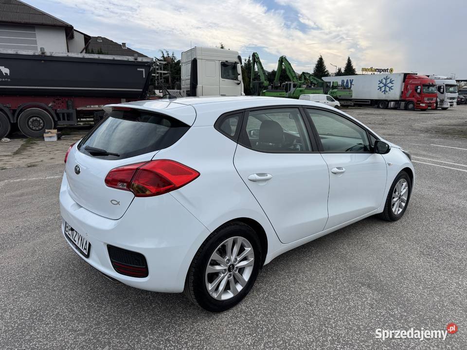 Kia Ceed 14 BENZYNA Klimatyzacja Nawigacja wielkopolskie Konin sprzedam