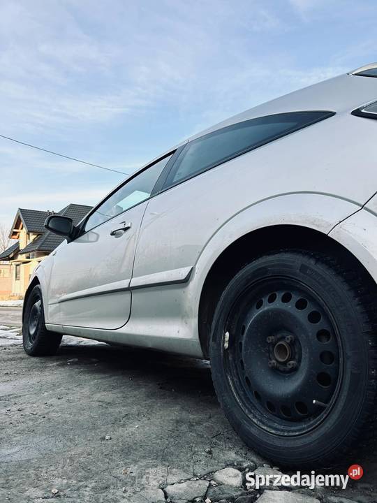 Opel Astra H GTC 16 bengaz tempomat sprzedam