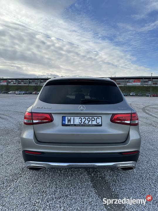 MERCEDESBENZ GLC 300 4MATIC z USA opłatach