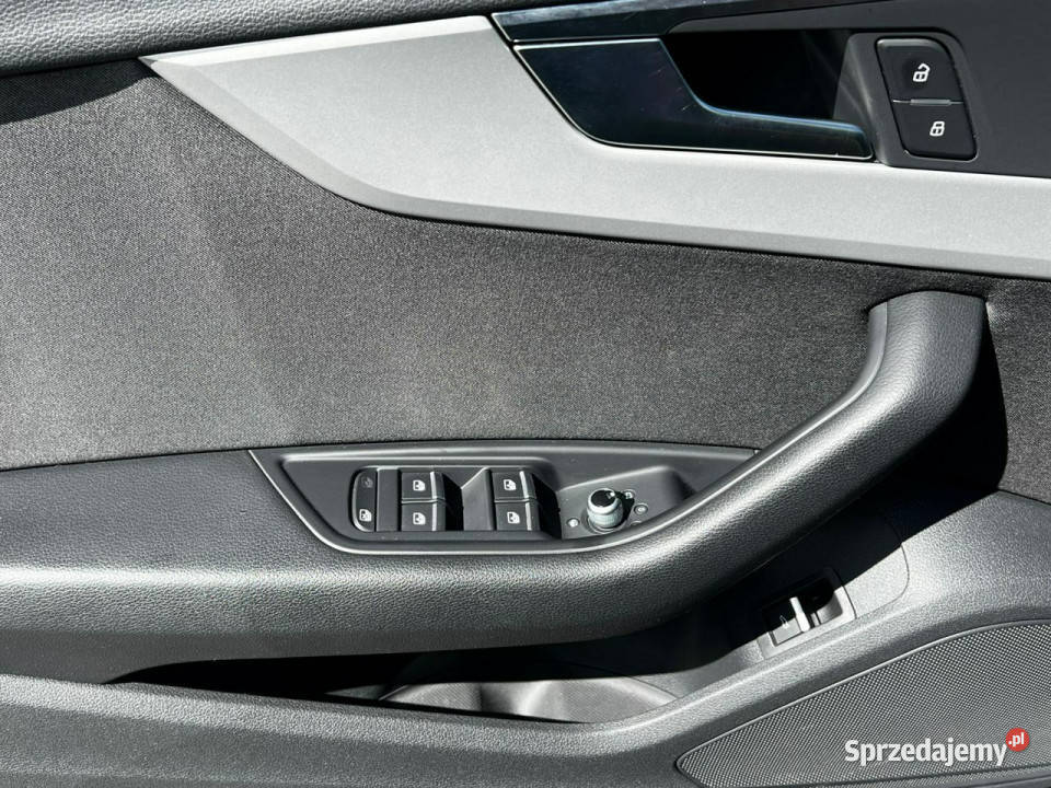Audi A4 Avant 20 TDI Automat KeyLess FullLED B9 136KM Baranowo