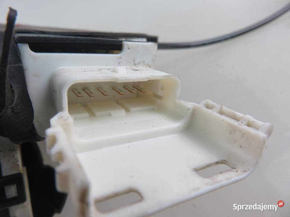 ZAMEK LEWY TYLNY CITROEN C4 I 9686733680 sprzedam