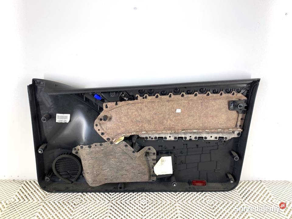 BOCZEK DRZWI LEWY PRZÓD VW GOLF VI Hatchback Tapicerki samochodowe sprzedam