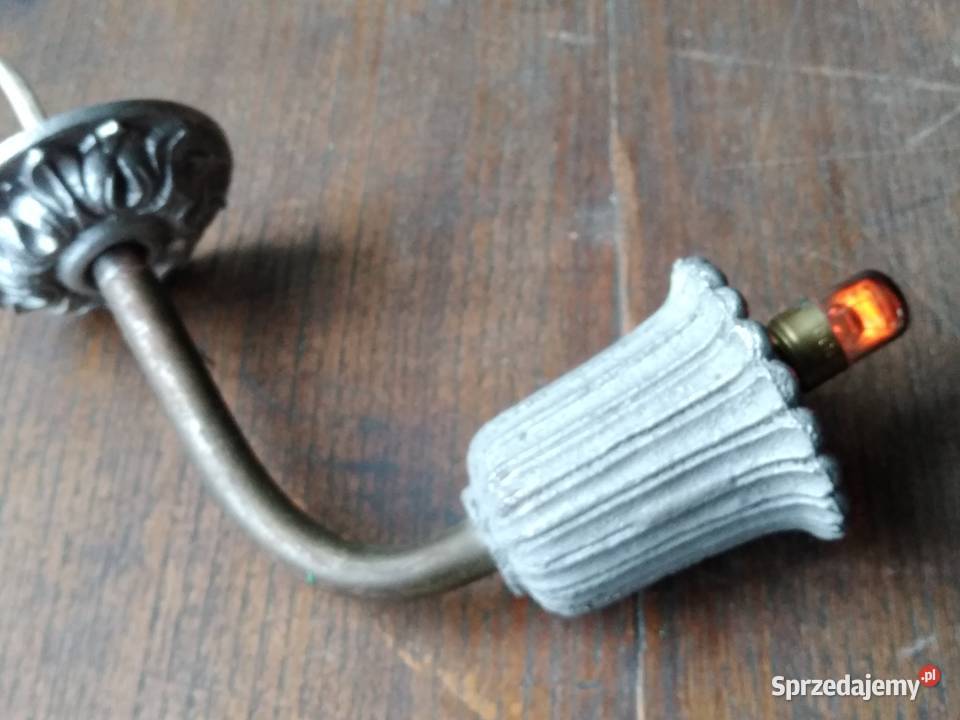 Stara lampka ołtarzowa imitująca płomyk zabytek Dąbrowa Górnicza sprzedam