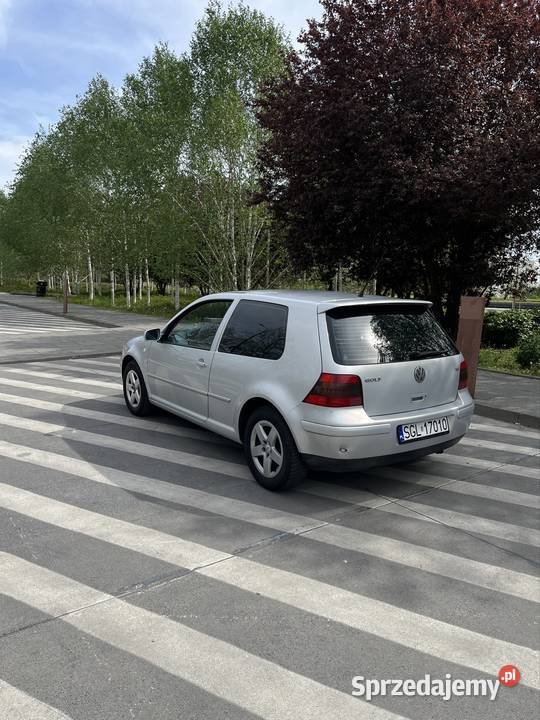 Golf 4 benzyna 16 SR Katowice