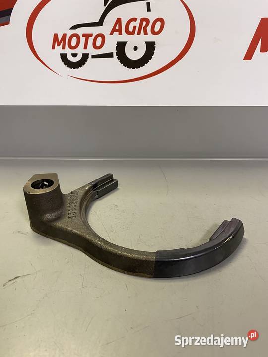 Widełki rewersu Massey Ferguson 3380235M1