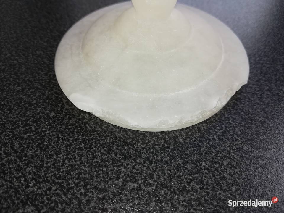 alabaster alabastrowe puzderko biżuteria cudo Gdańsk