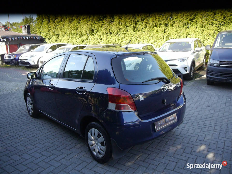 Toyota Yaris Salon Polska Stan b klima bez rdzy klimatyzacja Yaris