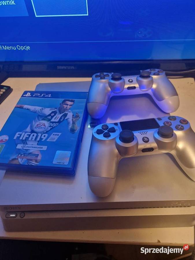 Konsola 4 dwa pady 500GB Wielkie Rychnowo
