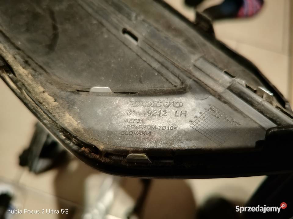 Volvo XC60 Żaluzja górna i dolna wzmocnienie ALU osobowe Pozostałe Ostrów Wielkopolski