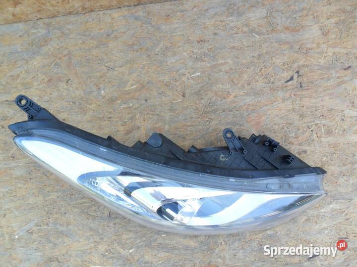 Hyundai I30 2012 Lampa Reflektor Prawy wielkopolskie Nowy Tomyśl