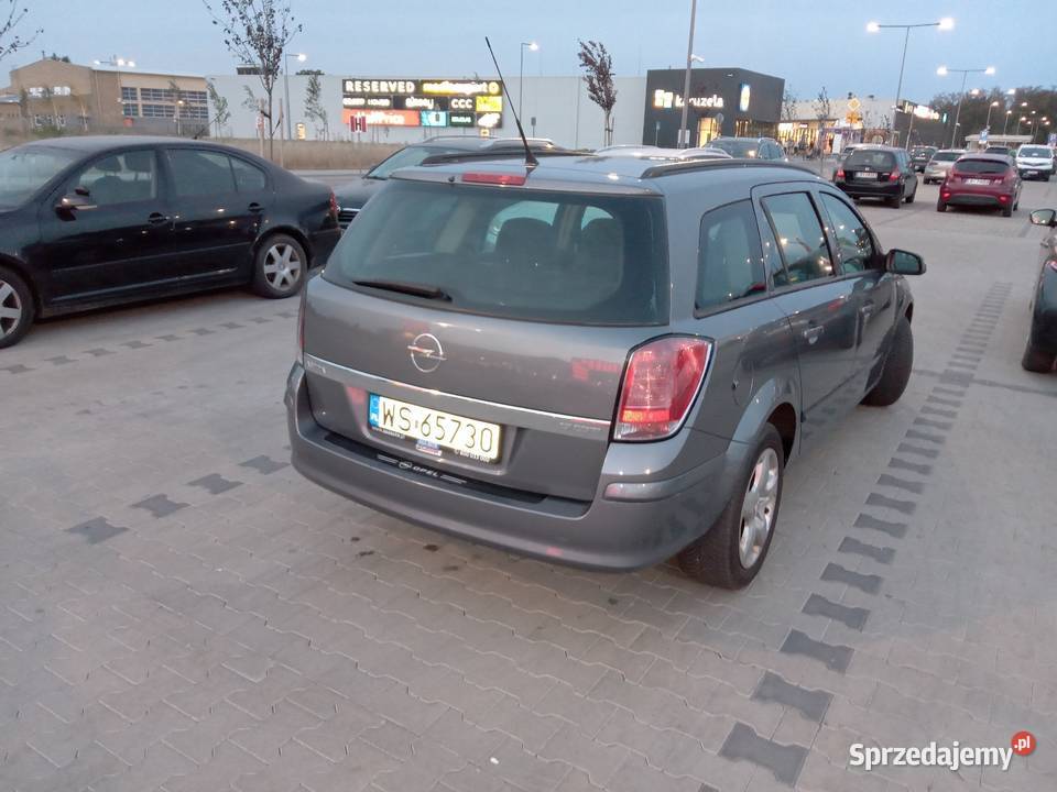 Opel Astra H kombi 17 CDTI Isuzu nieuszkodzony Biała Podlaska