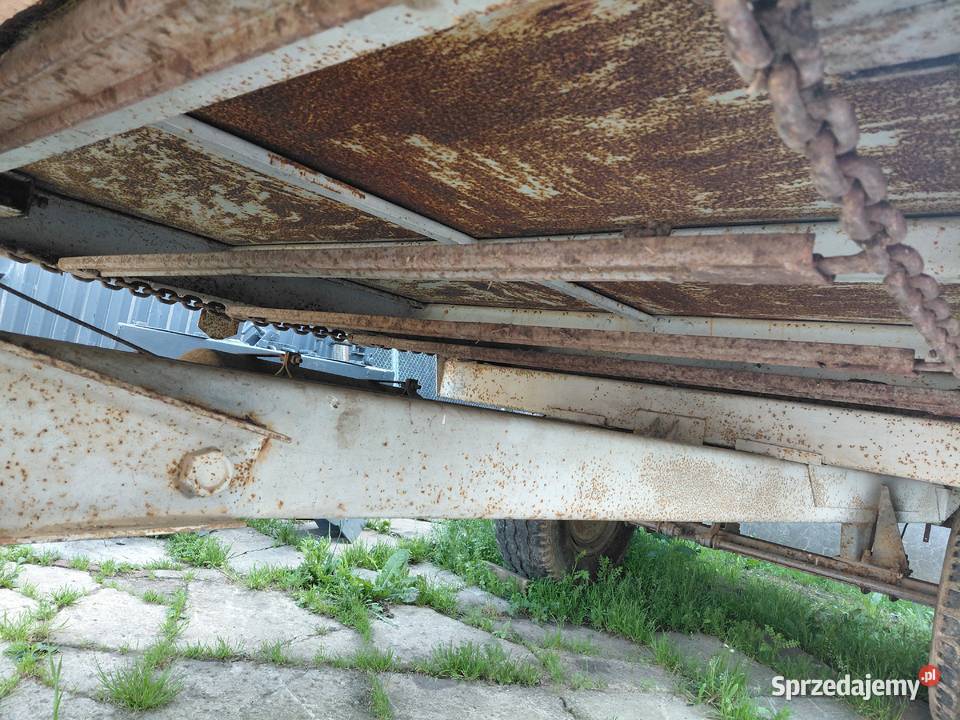 Rozrzutnik obornika 35T Agromet Brzegu super Przyczepy rolnicze Balice
