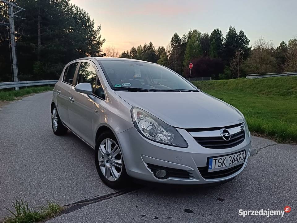 Opel Corsa 12 Benzyna 2009 Model Harter z Skarżysko-Kamienna