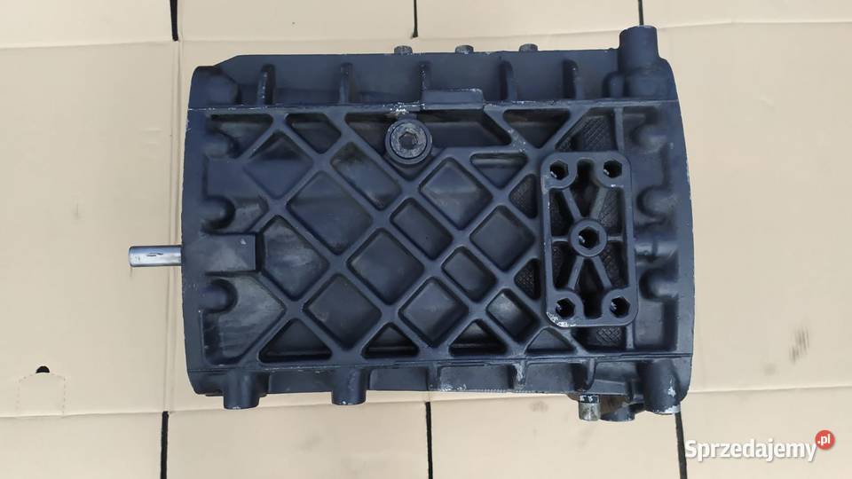 Obudowa środkowa skrzyni biegów ZF 16S 151 sprzedam