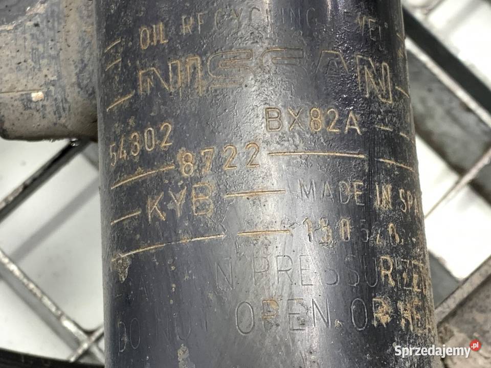 AMORTYZATOR PRAWY PRZÓD ZE SPRĘŻYNĄ NISSAN JUKE Amortyzatory