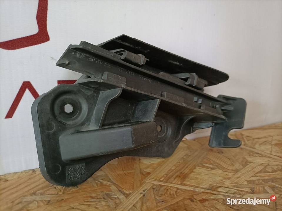 VW GOLF V PLUS ŚLIZG MOCOWANIE ZDERZAKA LEWY wielkopolskie Pleszew sprzedam