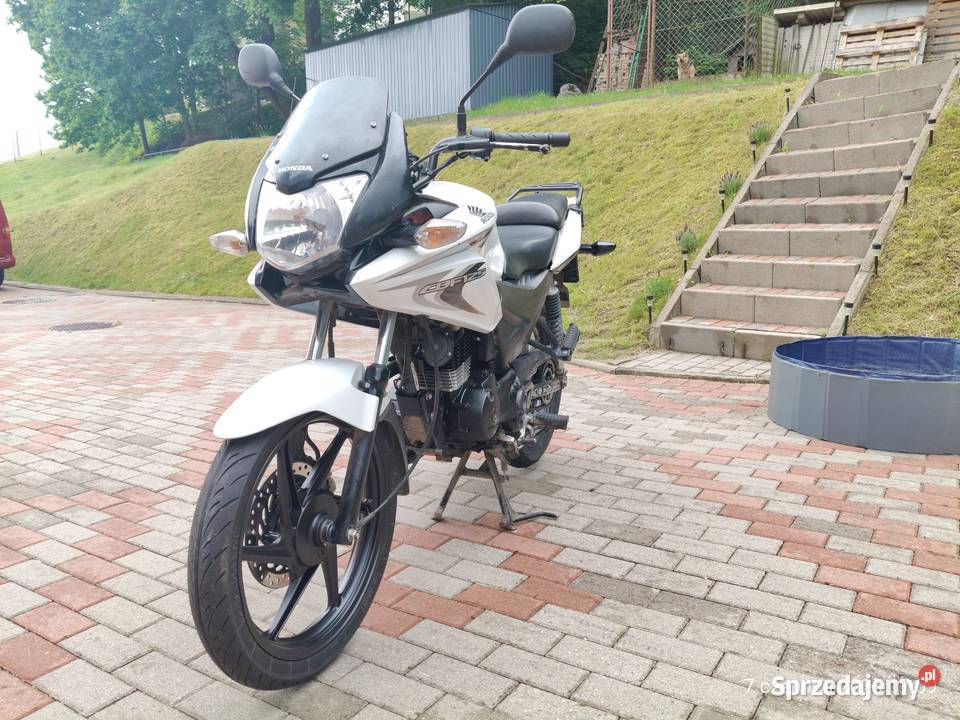 Honda CBF125Suzuki Bandit 600s naked pakiet niej 600cm3 sprzedam
