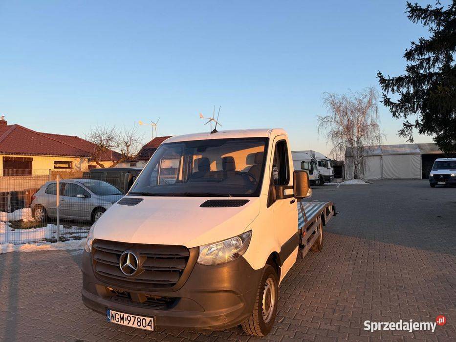 Mercedes Sprinter autolaweta salon wielkopolskie Sobiesiernie