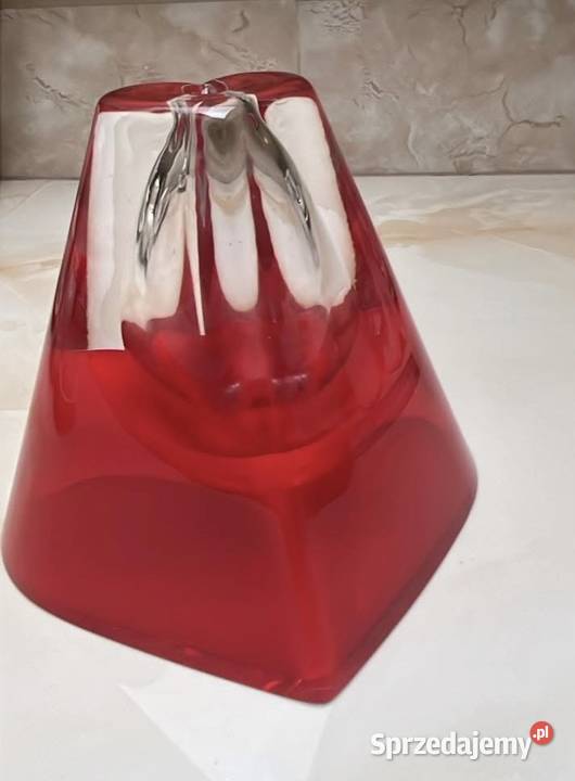 Lampka Oliwna Z czerwonego szkła W kształcie Gdańsk