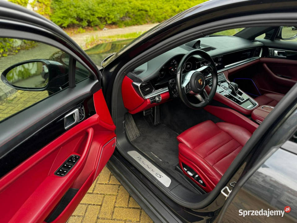 Porsche Panamera 4S