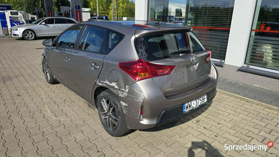 Toyota Auris Lekko Uszkodzony Jeżdżący Zadbany Karczew