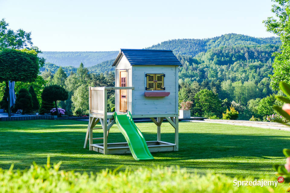 Kolorowy domek ogrodowy dzieci Trzemeśnia