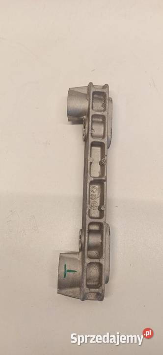 VOLVO XC40 ŁAPA WSPORNIK SILNIKA 32137504 sprzedam