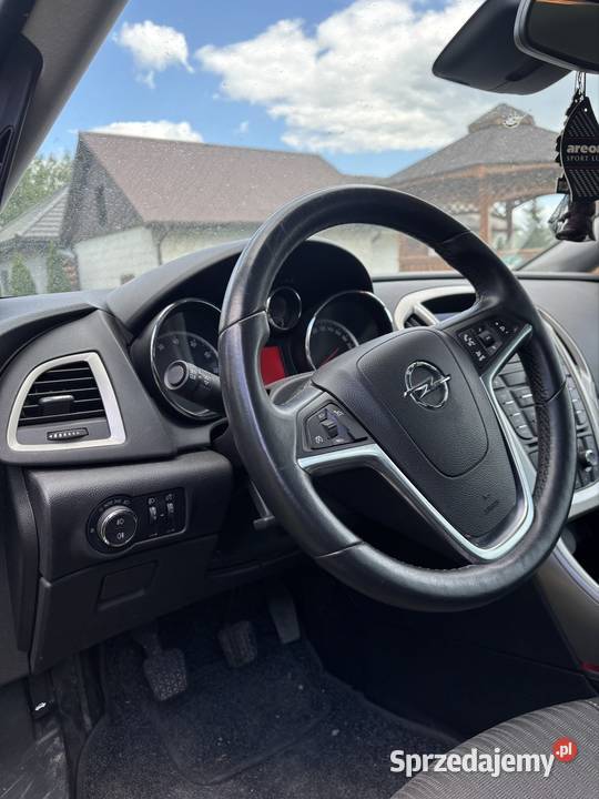 Opel Astra J 16 2011 LPG benzyna+LPG