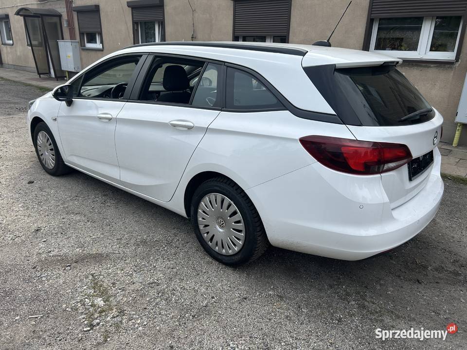 Opel Astra zarejestrowany 16 cdti Września