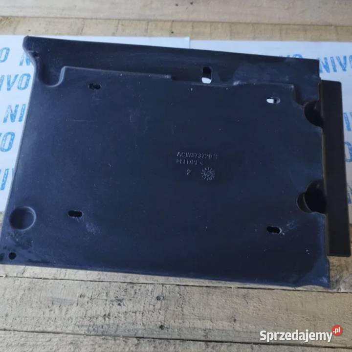 Skrzynka narzedziowa ciagnik valtra G ACW873729b