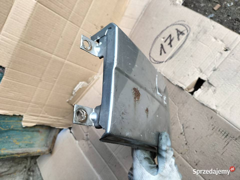 TRANSPORTER T4 LISTWA POD PRZEDNIĄ LAMPĘ Kamień-Kolonia