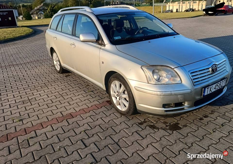 Toyota Avensis 2004 LPG Kielce sprzedam