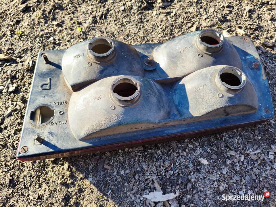 Oryginalne lampy tylne Skoda 105 osobowe