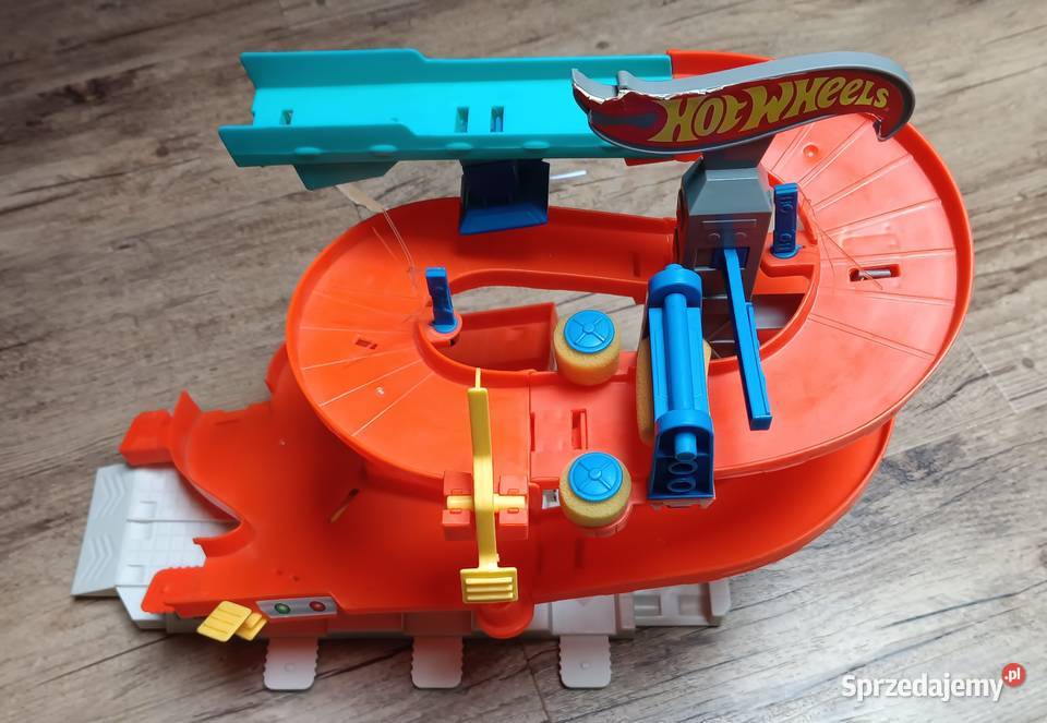 Hot Wheels zmotoryzowany garaż Zabawki ogrodowe Zbylitowska Góra