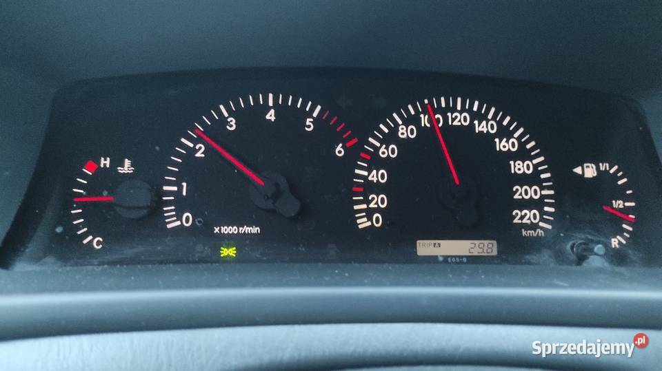 Toyota Corolla Verso 2004 D4D 20 clima klimatyzacja Chodzież