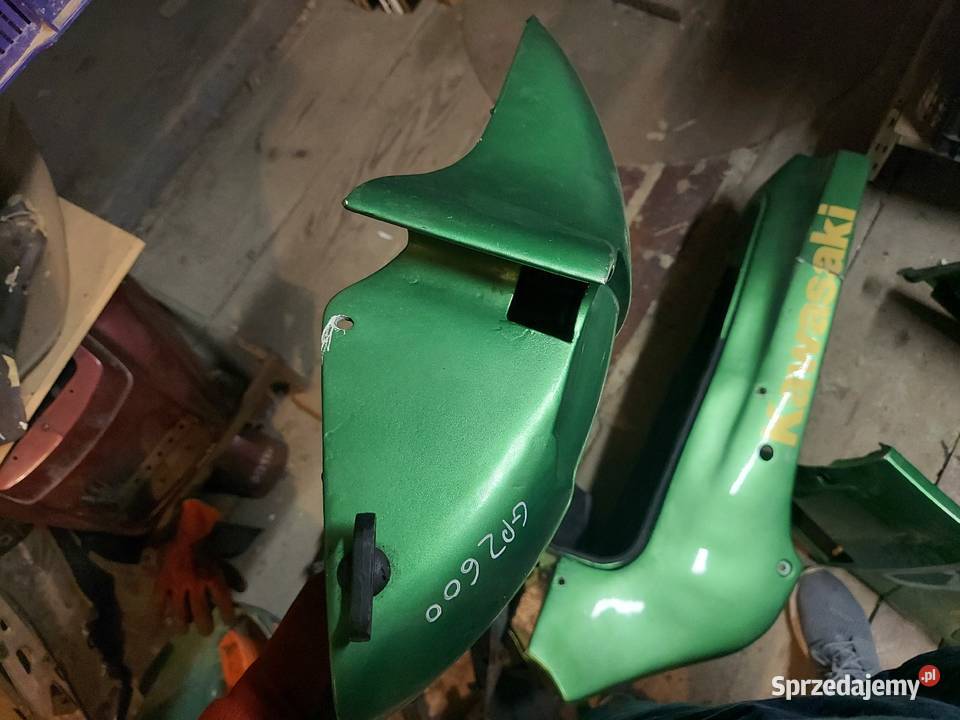 Kawasaki GPZ 600 plastiki czasza pług plastik sprzedam