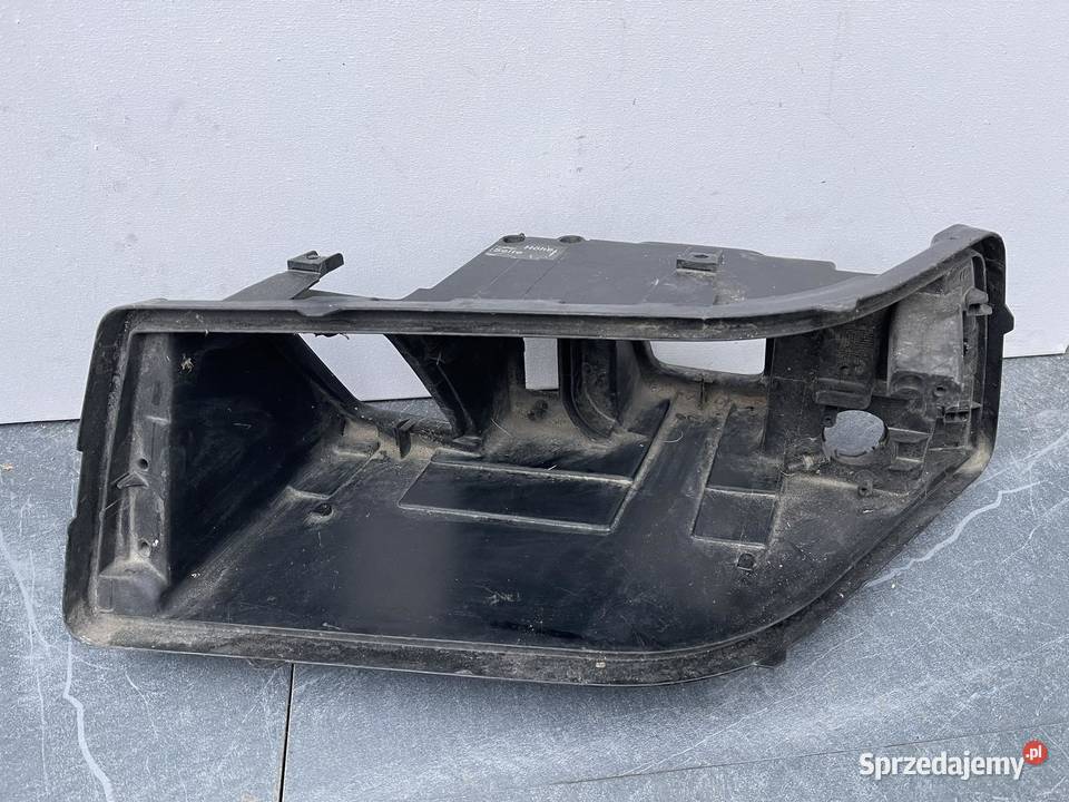 AUDI V8 LEWA LAMPA OBUDOWA PUSZKA Części samochodowe Ostroróg