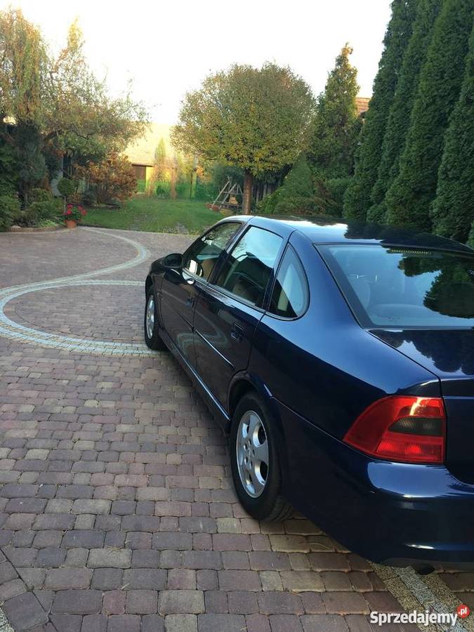Opel Vectra B Lift Edycja Limitowana 100 16B Mokra Prawa