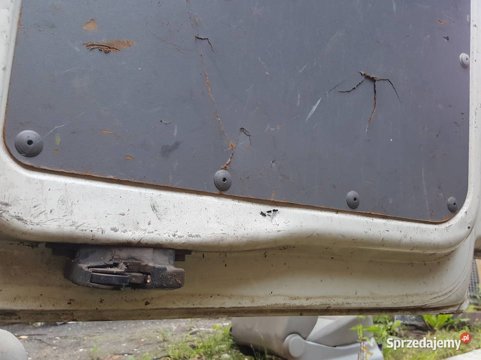 Drzwi Vw T5 tył skrzydełkowe kompletne Gniewkowo sprzedam